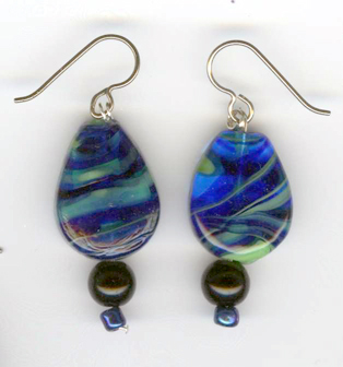 hypoallergenic blue swirl glass bead earrings