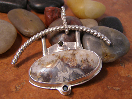 designer lace agate tourmaline pendant
