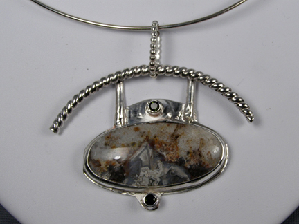designer lace agate tourmaline pendant