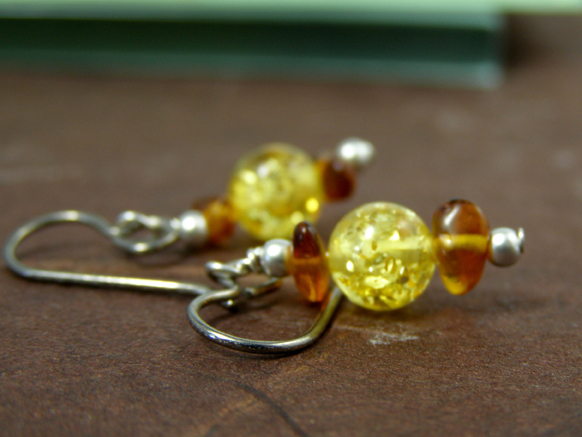 handcrafted hypoallergenic amber earrings