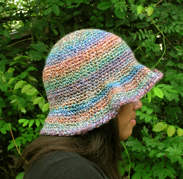 wide brim crochet hat
