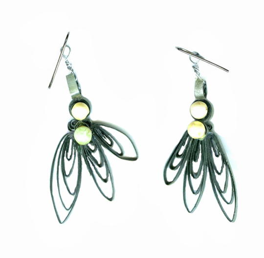 hypoallergenic handcrafted quilled earrings