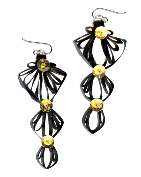 hypoallergenic handcrafted quilled earrings